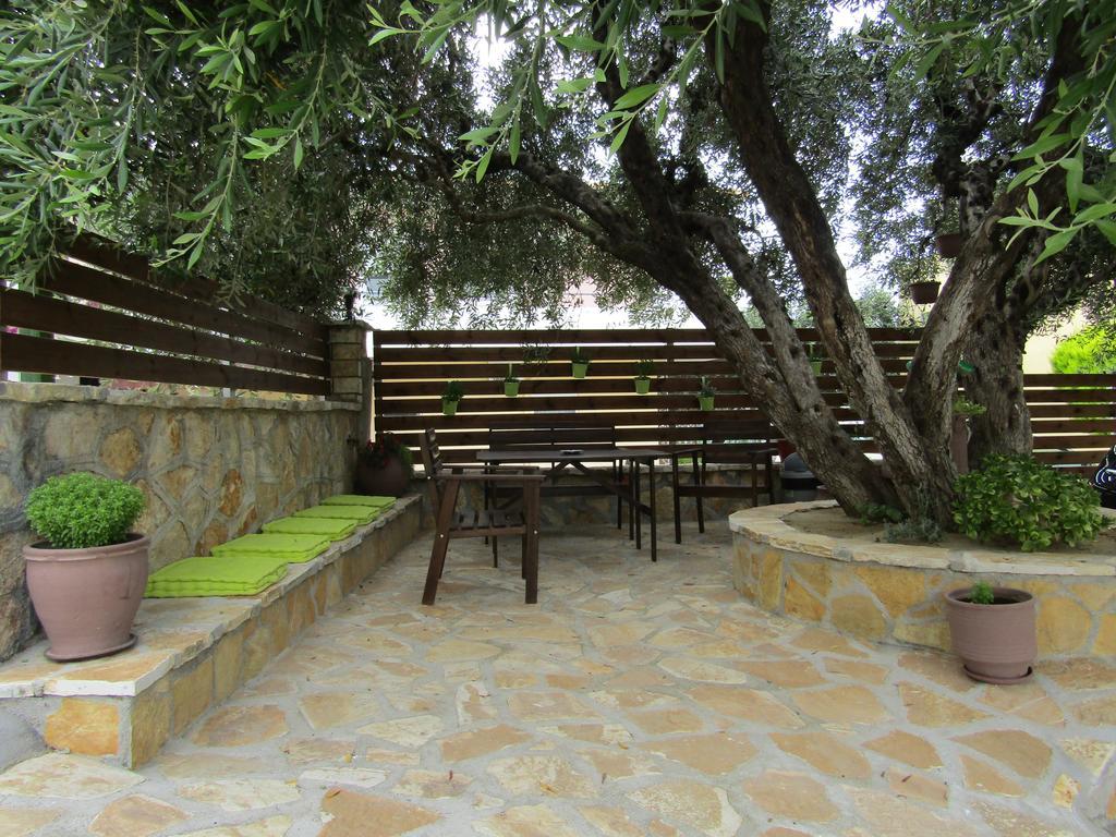 Filanthi Apartments Paralia Vrachou Luaran gambar